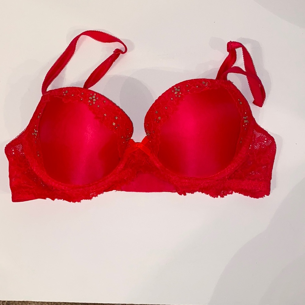 Victoria’s Secret Dream angels lines Demi 32C